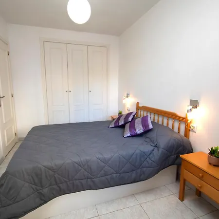 Apolo Vii-3 By Interhome *