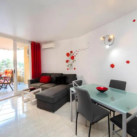 Apolo Vii-3 By Interhome